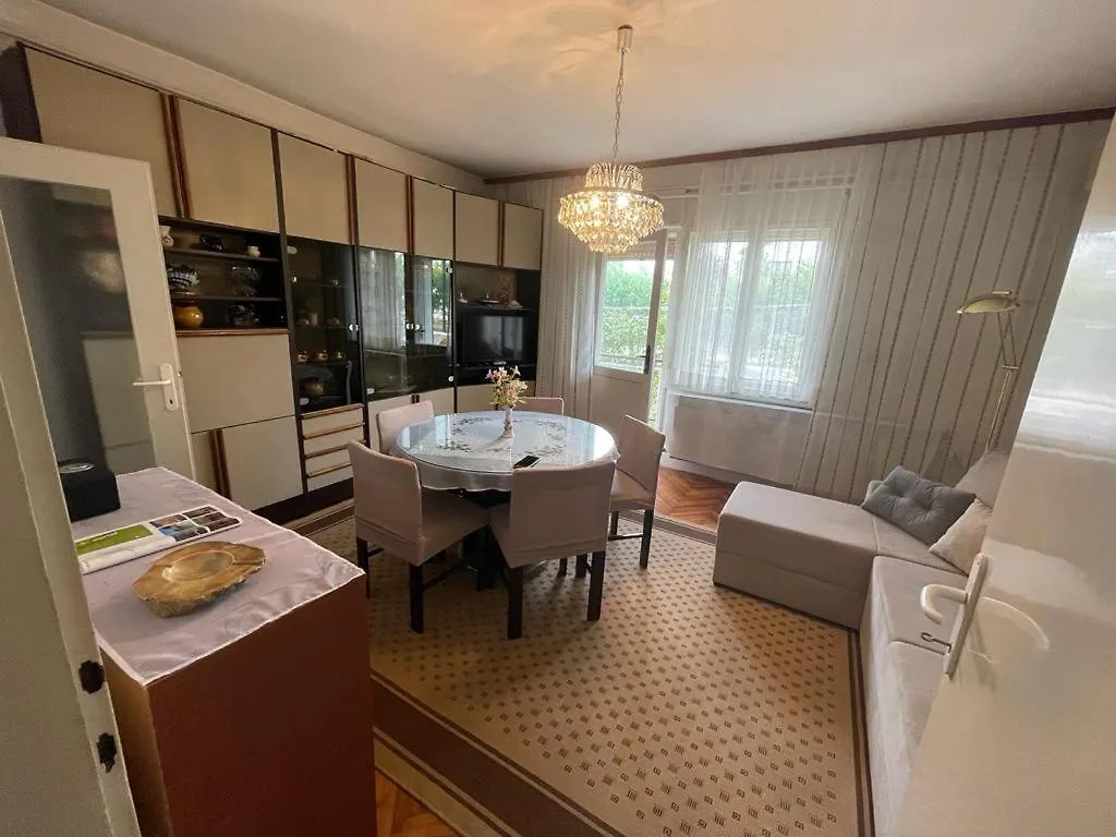 Apartman Pcelica Apartment Pula