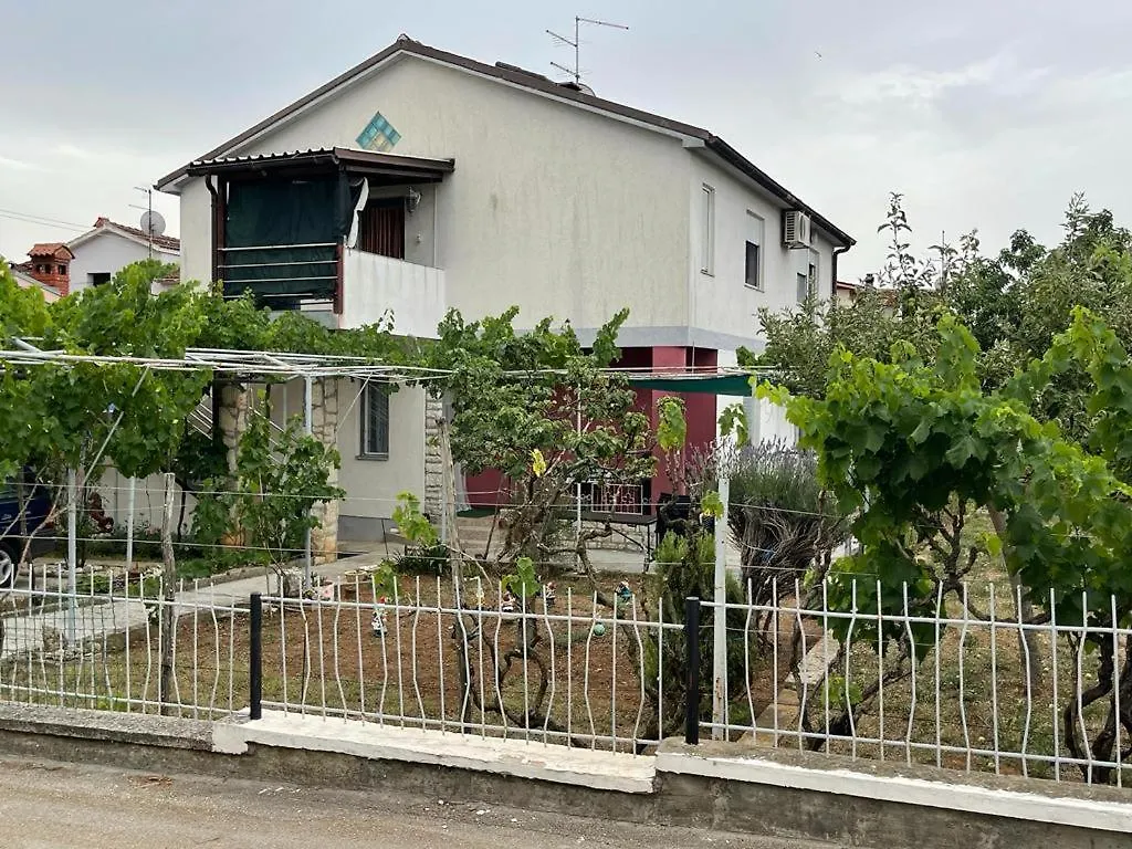 Apartman Pcelica Apartment Pula Croatia